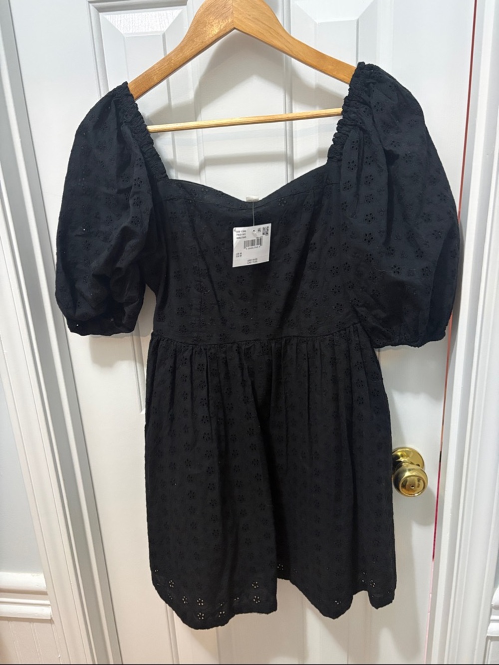 American Eagle Black Eyelet Puff Sleeve Mini Dress with Cutout back M NWT